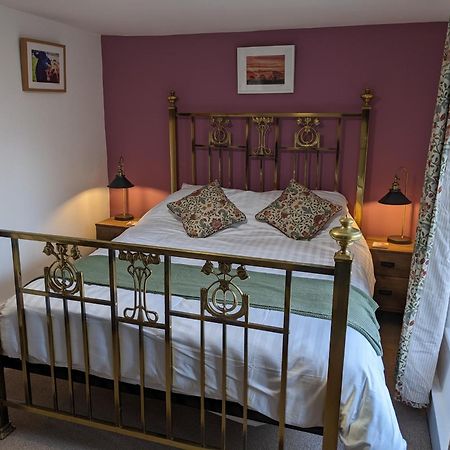 Bed and Breakfast Cowpers Oak à Olney Chambre photo