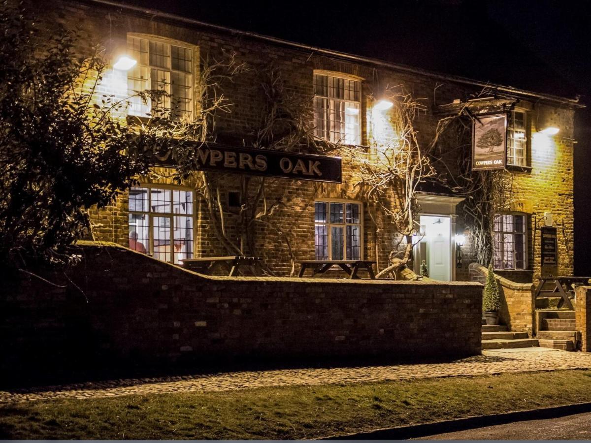Bed and Breakfast Cowpers Oak à Olney Extérieur photo