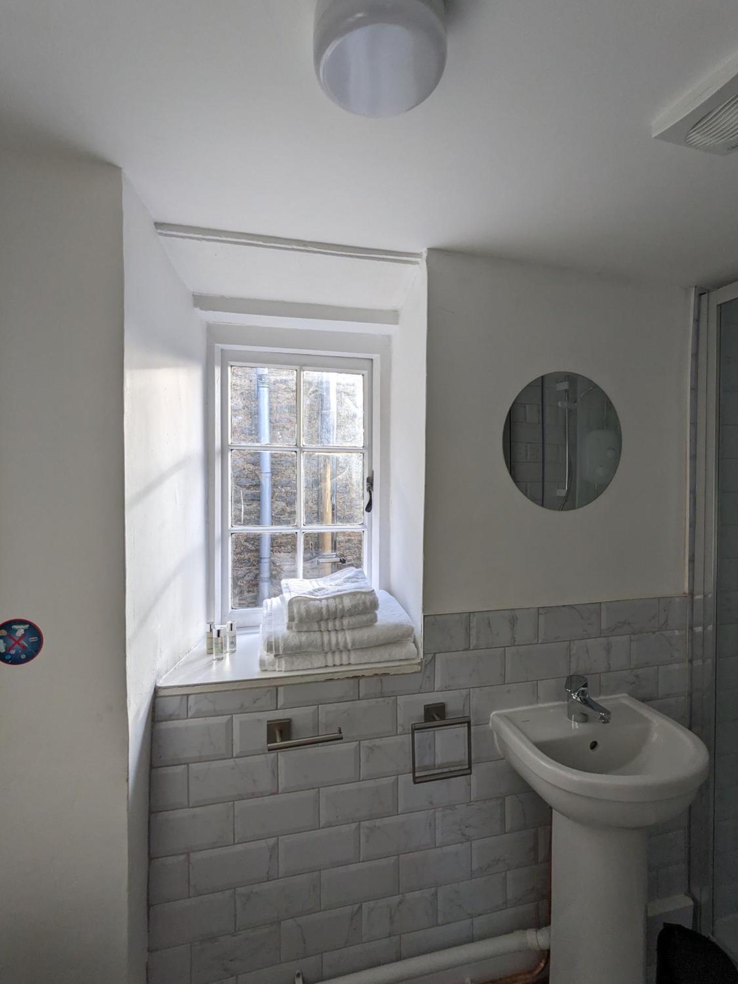 Bed and Breakfast Cowpers Oak à Olney Chambre photo